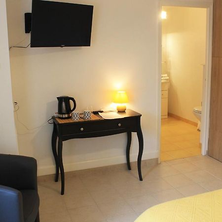 Domaine Du Jardin " Chambres D'Hotes " Saint-Jean-de-la-Haize 外观 照片