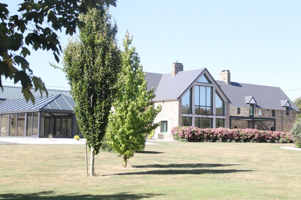 Domaine Du Jardin " Chambres D'Hotes " Saint-Jean-de-la-Haize 外观 照片